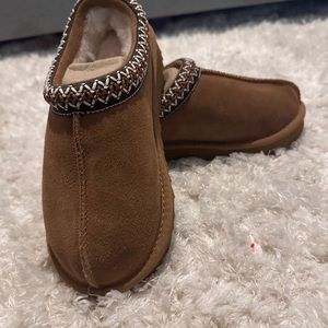 Womens Ugg Tasman Slipper NIB Size 5